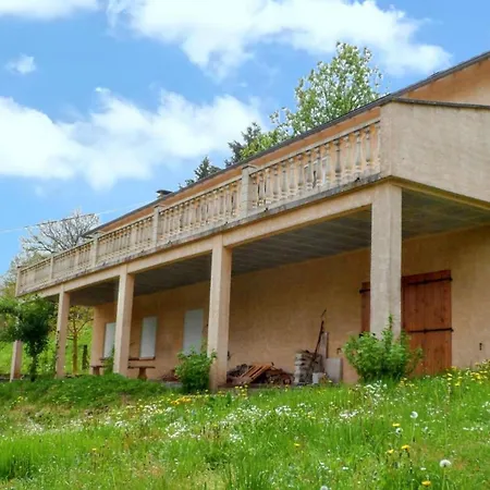 Hébergement de vacances Maison De 3 Avec Vue Sur Le Et Jardin Clos A Nages